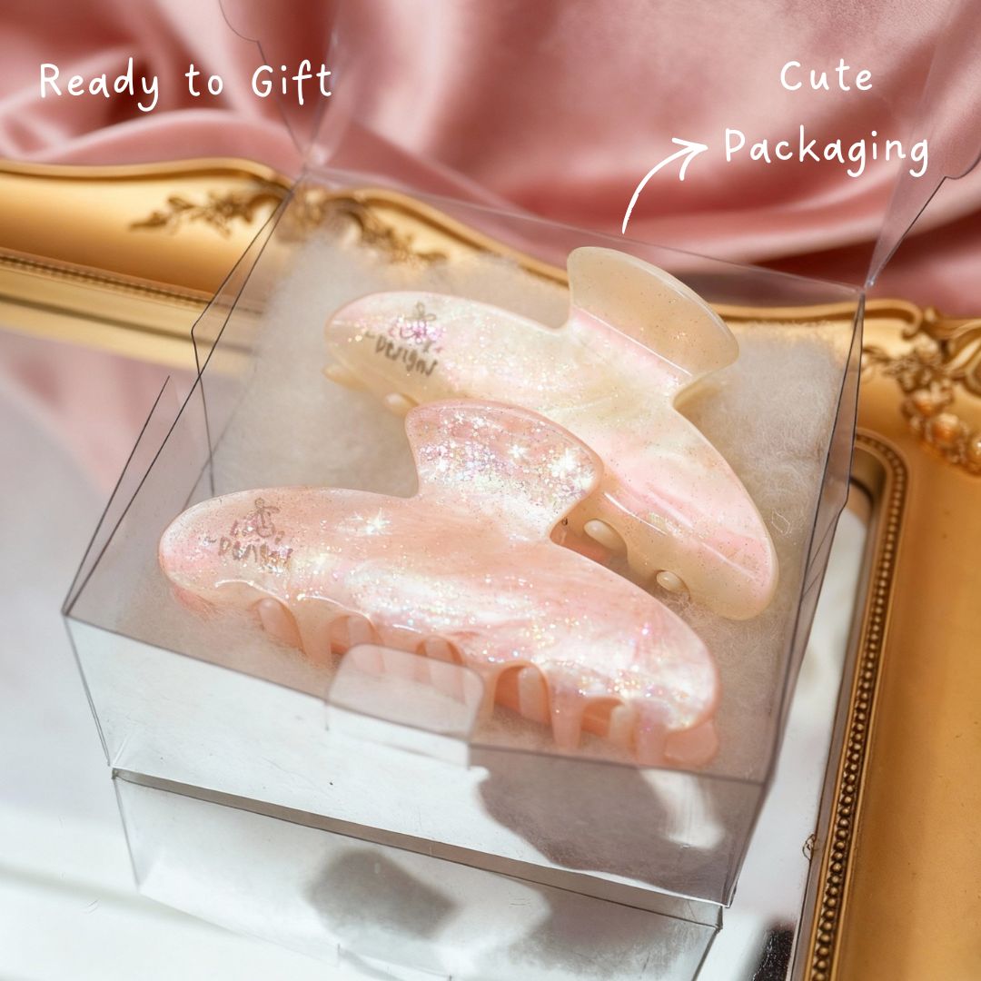 Pearl Hair Claw with CHARM