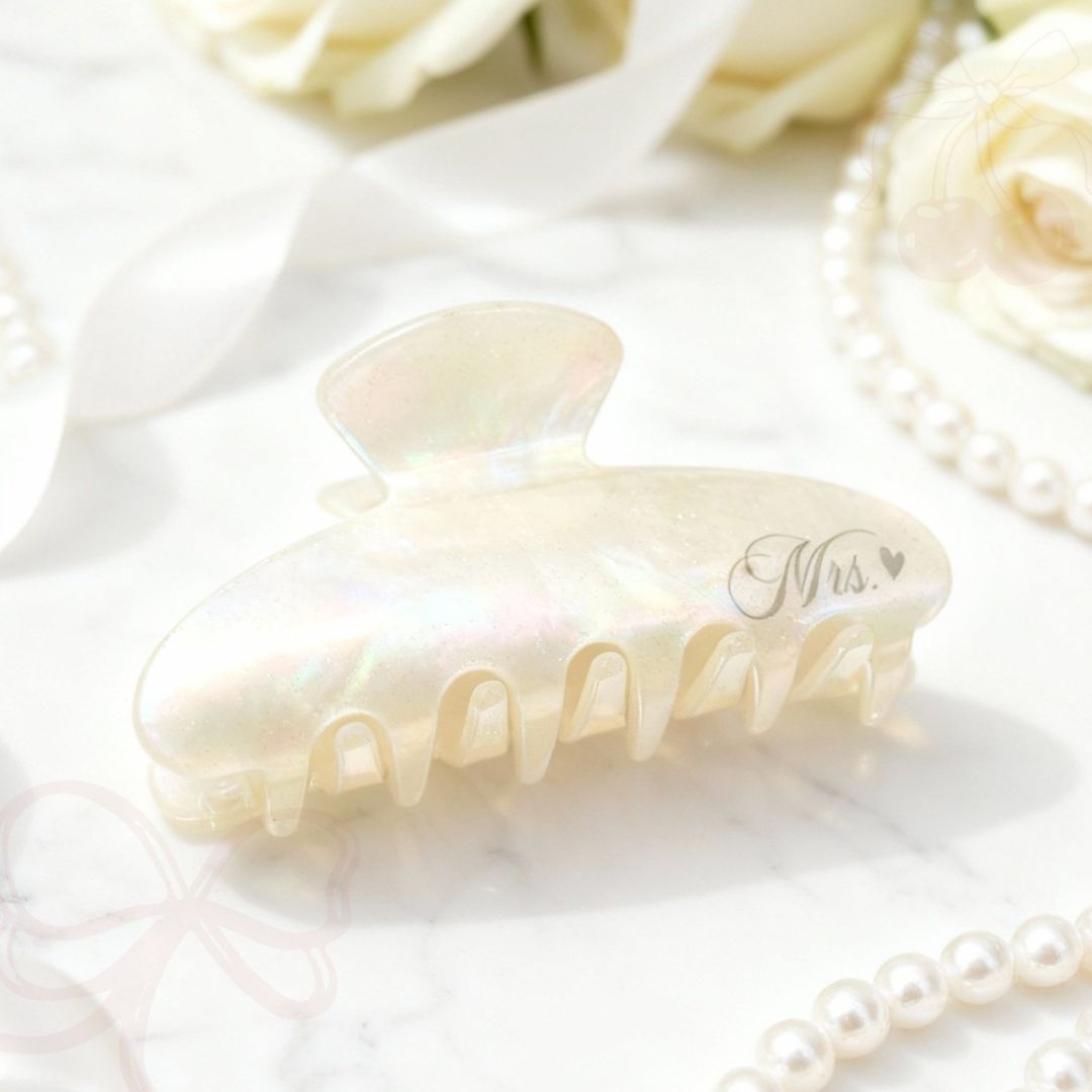Pearl Hair Claw